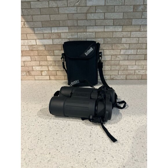 Bushnell Buckhorn 10x42 Binoculars With Case And Lens‎ Covers - Picture 1 of 8